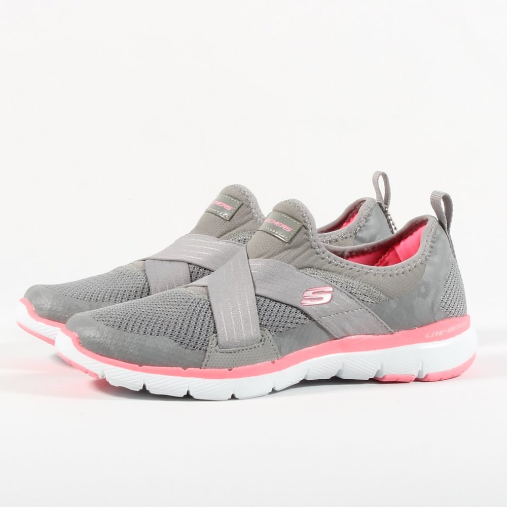 Skechers Womens Slip On Shoes Sneakers Memory Foam - Picture 1 of 6